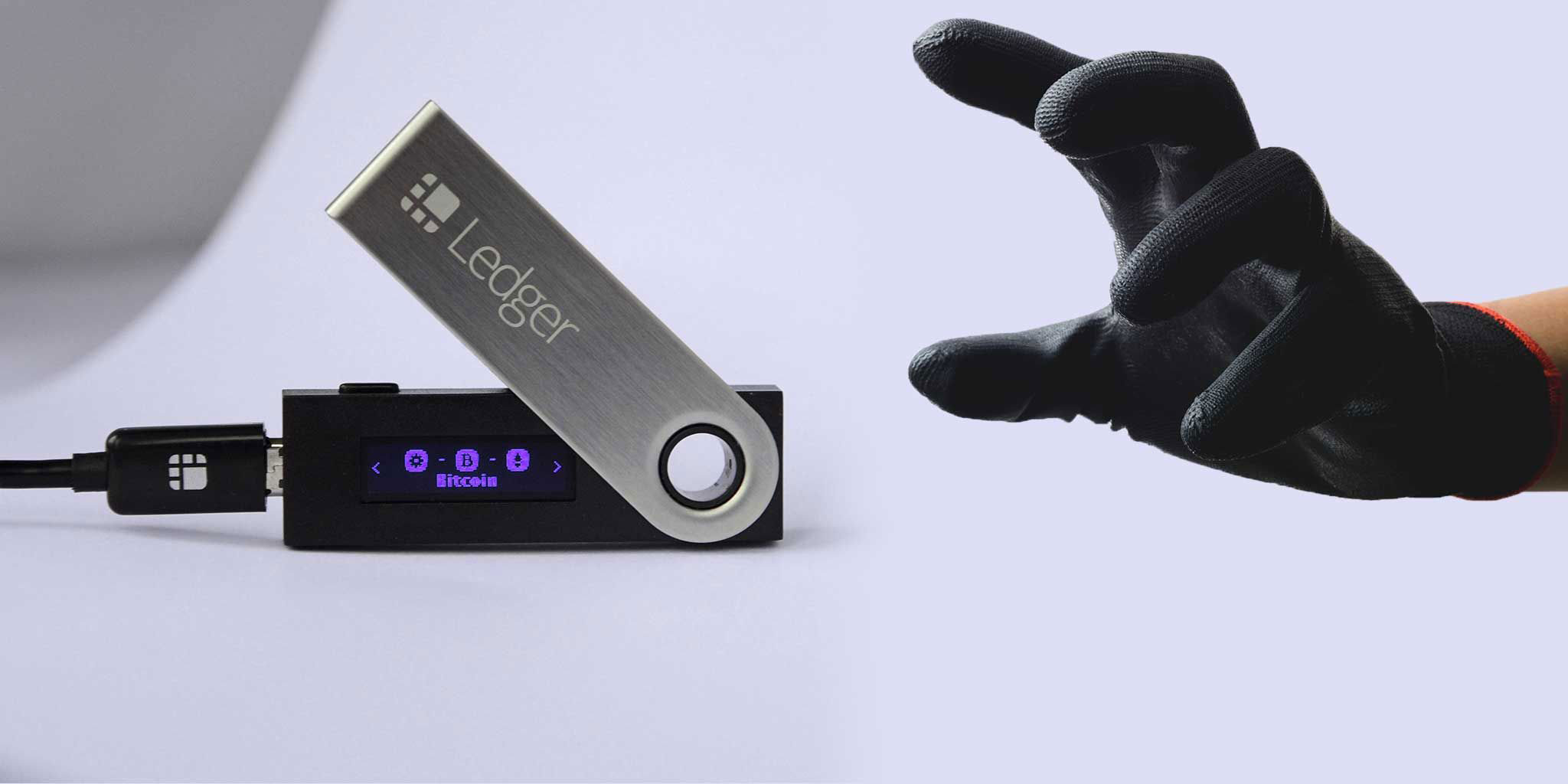Webitcoin: Pesquisadores encontram vulnerabilidades em hardware wallets