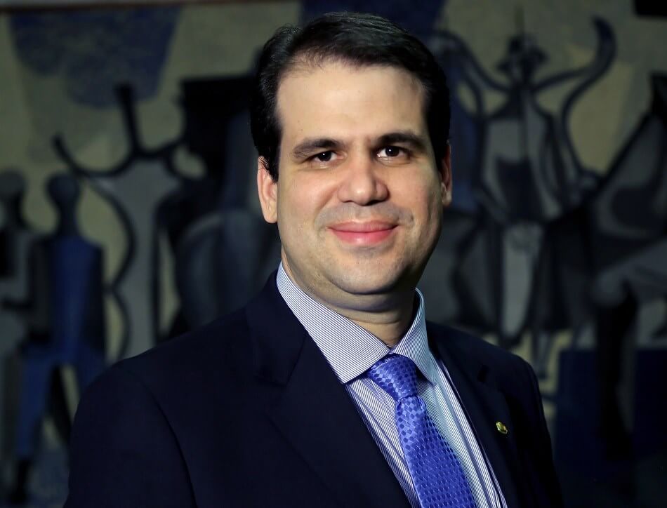 WeBitcoin: Deputado Aureo Ribeiro fala sobre a criptoeconomia e o futuro das criptomoedas no Brasil durante entrevista ao Dash Dinheiro Digital