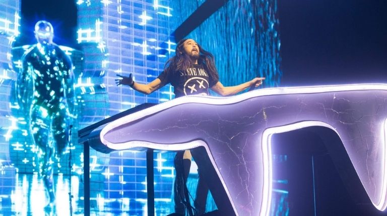 DJ Steve Aoki lança NFT para o seu metaverso