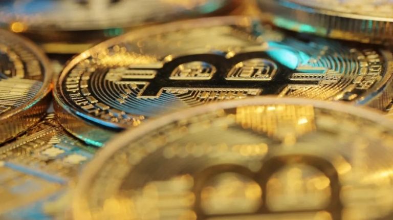 Presidente do Banco Central Europeu, Christine Lagarde diz que criptomoedas são "inúteis" e "baseadas em nada"