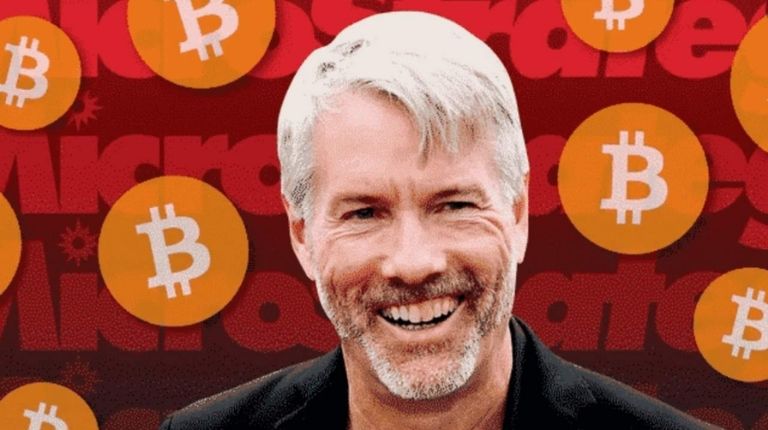 A previsão ousada de Michael Saylor segue um banho de sangue em todo o mercado, já que a própria posição do BTC da Microstrategy fica no vermelho.