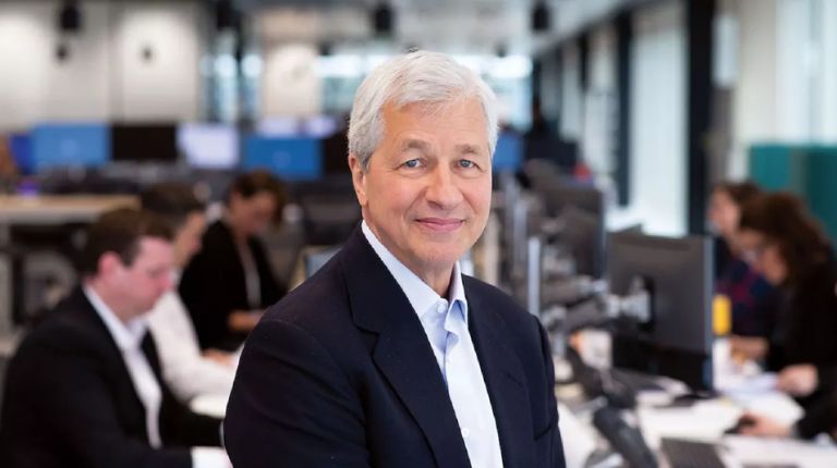 CEO do JPMorgan fala sobre recessão e aponta que o mercado de ações pode cair mais de 20%