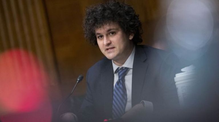 Falência da FTX: Sam Bankman-Fried renuncia como CEO